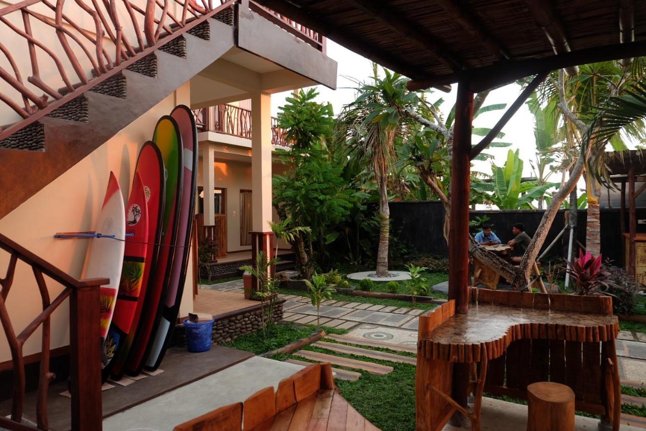 Kelapa Surf Villa Pulukan Eksteriør billede