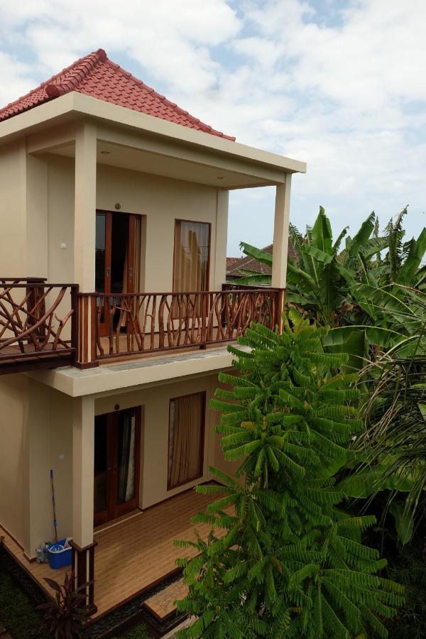 Kelapa Surf Villa Pulukan Eksteriør billede